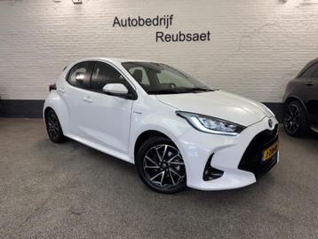 Toyota YARIS 1.5 Hybrid Dynamic NAP Carplay Navi Acc Clima L beschikbaar voor biedingen