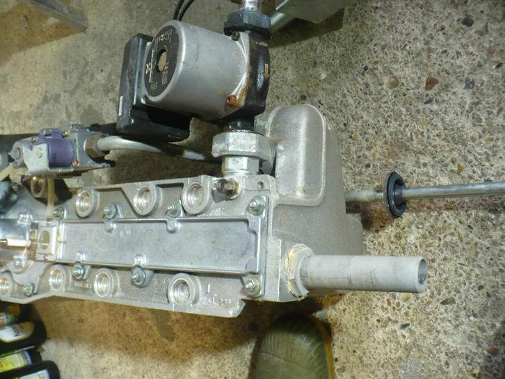 Onderdelen Remeha ketel uit 2004, Doe-het-zelf en Verbouw, Verwarming en Radiatoren, Gebruikt, Cv-ketel of Combi-ketel, 800 watt of meer