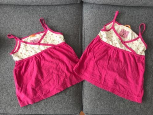 2 roze topjes voor een tweeling Hema in maat 122/128, Kinderen en Baby's, Tweelingen en Meerlingen, Zo goed als nieuw, Kleding