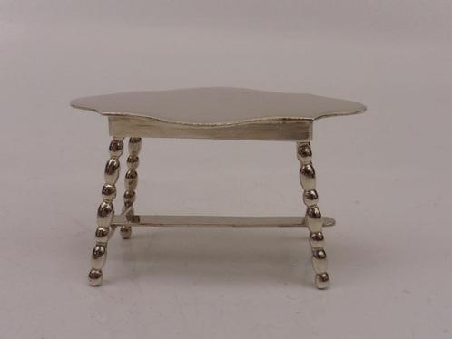 Zilveren miniatuur Tafel                                Z448, Antiek en Kunst, Antiek | Goud en Zilver, Zilver, Ophalen of Verzenden