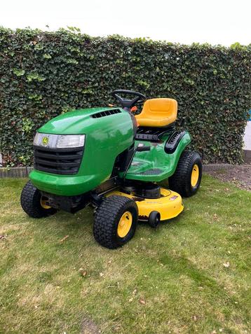 John deere L100 zitmaaier beschikbaar voor biedingen