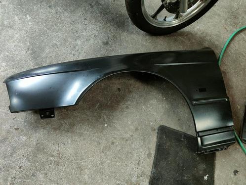 Voorscherm spatbord links voor BMW 5 serie E34 in de primer, Auto-onderdelen, Carrosserie en Plaatwerk, Spatbord, BMW, Links, Gebruikt