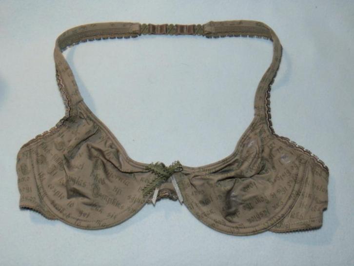 Legergroene beugel BH Esprit 75B ZGAN, Kleding | Dames, Ondergoed en Lingerie, BH, Groen, Ophalen of Verzenden