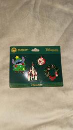 Disney Pins Set - Kerst Stitch, Verzamelen, Disney, Ophalen of Verzenden, Overige figuren, Nieuw, Overige typen