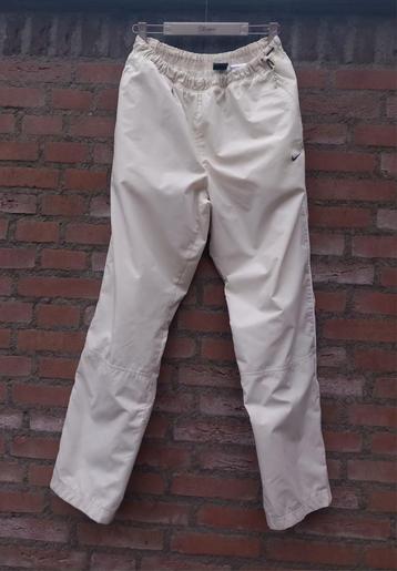 Crème witte trainings broek Nike Maat M beschikbaar voor biedingen