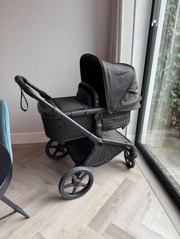 Bugaboo neo noir limited edition. Zitgedeelte is nog nieuw beschikbaar voor biedingen