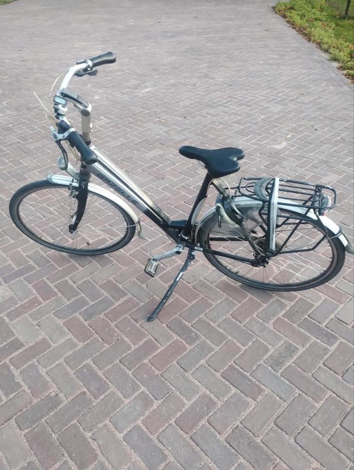 Gazelle Damesfiets Genève lichtgewicht 27 versnellingen, Fietsen en Brommers, Fietsen | Dames | Damesfietsen, Gebruikt, Gazelle