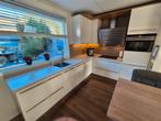 Moderne hoogglans keuken, Ophalen, Gebruikt, Wit, Composiet