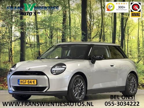 MINI Cooper E Essential 40.7 kWh | Nieuw ! | 37 Kilometer! |, Auto's, Mini, Bedrijf, Te koop, Cooper, ABS, Achteruitrijcamera