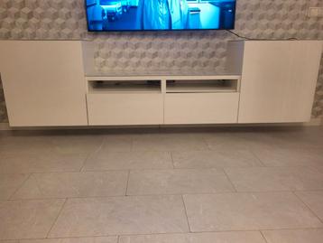 Tv meubel en 2x besta kast