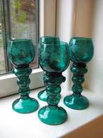 4 of 8 donkergroene roemer wijnglazen, Antiek en Kunst, Antiek | Glas en Kristal, Ophalen of Verzenden