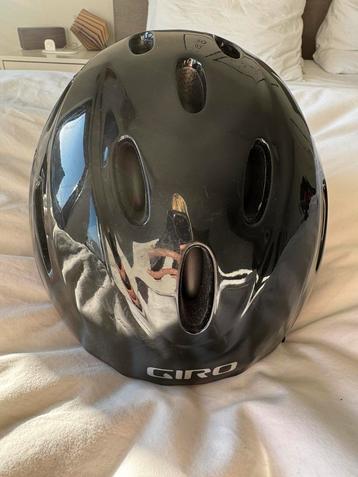 GIRO skihelm  beschikbaar voor biedingen