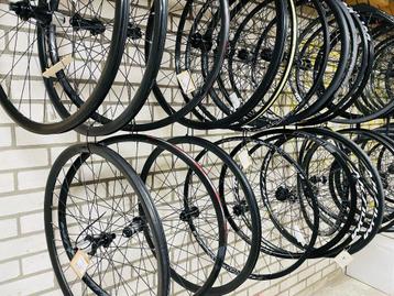 Wielset race, gravel of mountainbike diverse soorten beschikbaar voor biedingen