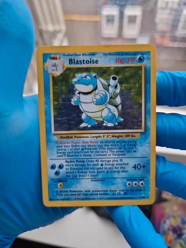 Blastoise Holo 2/102 Base Set 1999 Wotc Nummer 2, Hobby en Vrije tijd, Verzamelkaartspellen | Pokémon, Zo goed als nieuw, Losse kaart