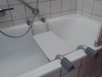 Badbank, badstoel, badplank, badbord ; aluminium, max 150 kg beschikbaar voor biedingen
