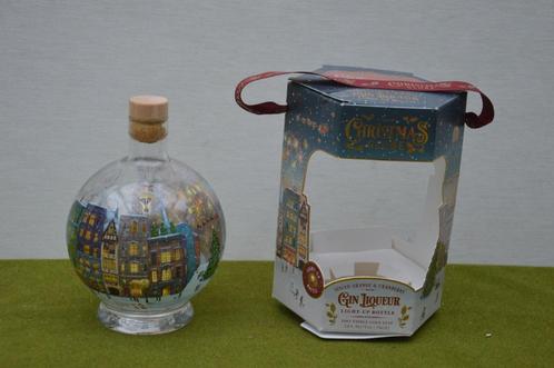 Christmas Globe with light up bottle in doos zonder likeur, Diversen, Kerst, Gebruikt, Ophalen of Verzenden