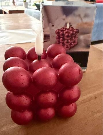 Rode Bubble led Kaars - Nieuwstaat! beschikbaar voor biedingen