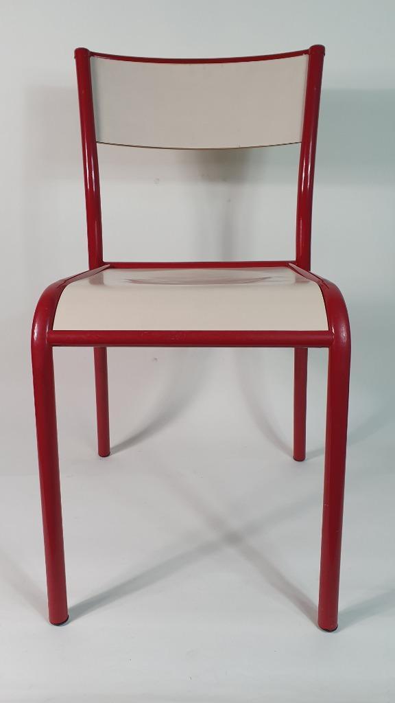 Retro stoel, schoolstoel, rood frame, wit hout zitting. S33, Huis en Inrichting, Stoelen, Gebruikt, Eén, Hout, Ophalen of Verzenden
