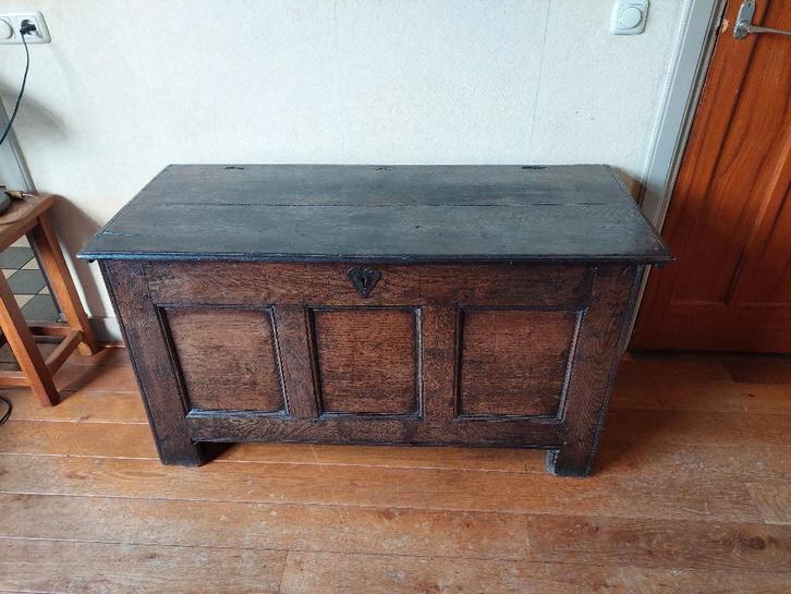 Eikenhouten bruidskist / Dekenkist / E G, Antiek en Kunst, Antiek | Meubels | Kasten, Ophalen