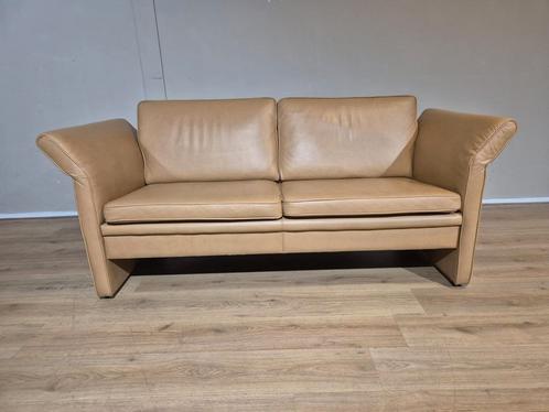 Skalma Denmark - 2 zits Bank - Leer - Cappucino - Design, Huis en Inrichting, Banken | Sofa's en Chaises Longues, Zo goed als nieuw