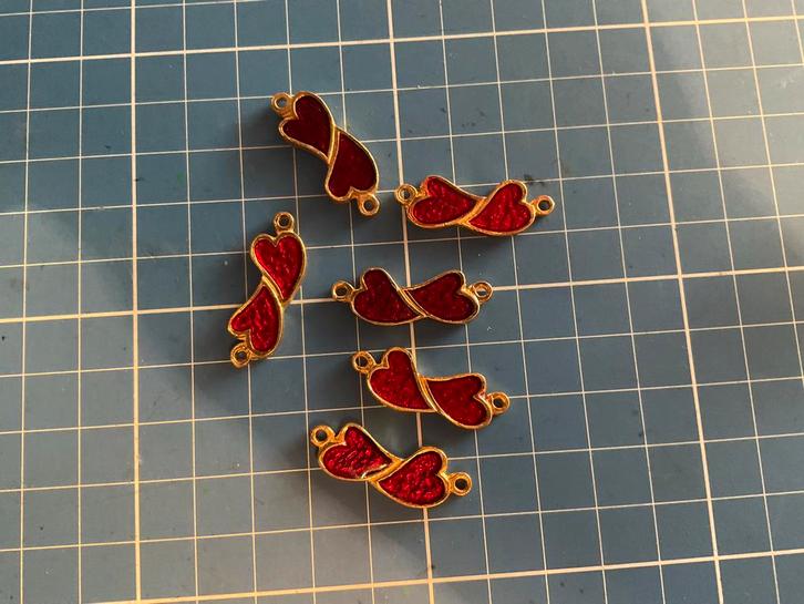 Kralen Hartjes - DIY Sieraden Maken, Hobby en Vrije tijd, Kralen en Sieraden maken, Nieuw, Kraal, Ophalen of Verzenden