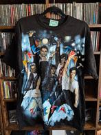 Vintage Take That AOP T-shirt jaren 90 - Maat XL, Maat 52/54 (L), Zwart, Take That, Ophalen of Verzenden