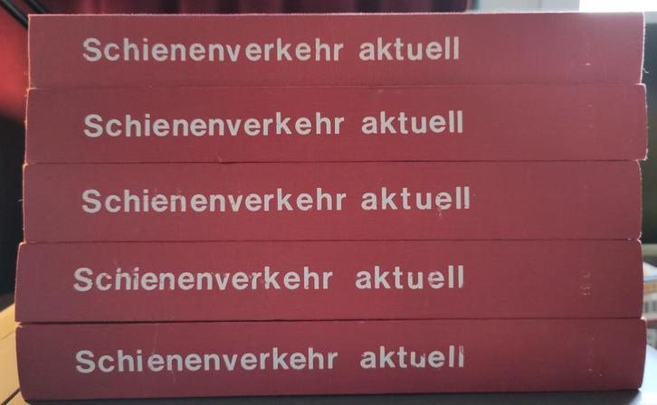 Tijdschrift oostenrijkse spoor- en tramwegen öbb 1980-1984., Hobby en Vrije tijd, Modeltreinen | Overige schalen, Zo goed als nieuw