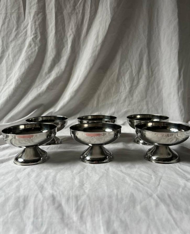 Vintage Franse RVS ijscoupes inox bistro coupes set van 6, Huis en Inrichting, Keuken | Servies, Overige typen, Overige stijlen