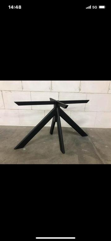 Midden poot met ovale koker hoge knik kruispoot spinpoot beschikbaar voor biedingen