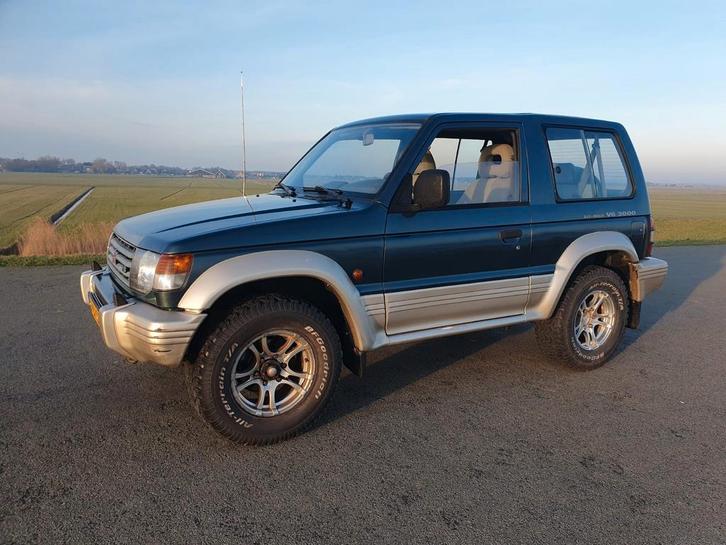 Mitsubishi 1992 Groen, Auto's, Mitsubishi, Pajero, Benzine, Hatchback, Handgeschakeld, Origineel Nederlands, Groen, Vierwielaandrijving