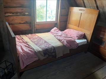 Antiek frans bed met lattenbodem 200 x 100 cm beschikbaar voor biedingen