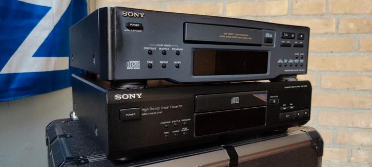 Twee Sony Cd-spelers - CDP-M205 & CDP-M33., Audio, Tv en Foto, Cd-spelers, Gebruikt, Sony, Ophalen