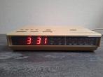 Philips D3020 Digitale wekker - FM - AM - Vintage, Ophalen of Verzenden, Gebruikt, Digitaal