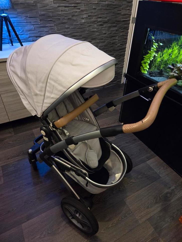 Joolz Geo Quadro grafite kinderwagen, Kinderen en Baby's, Kinderwagens en Combinaties, Gebruikt, Overige merken, Ophalen