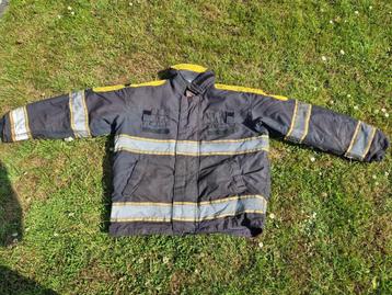 Brandweer uitrukpak met ervaring beschikbaar voor biedingen