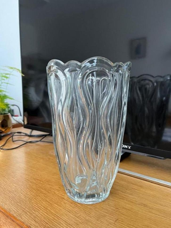 Vintage kristallen Vaas, Verzamelen, Porselein, Kristal en Bestek, Zo goed als nieuw, Overige typen, Kristal, Ophalen of Verzenden