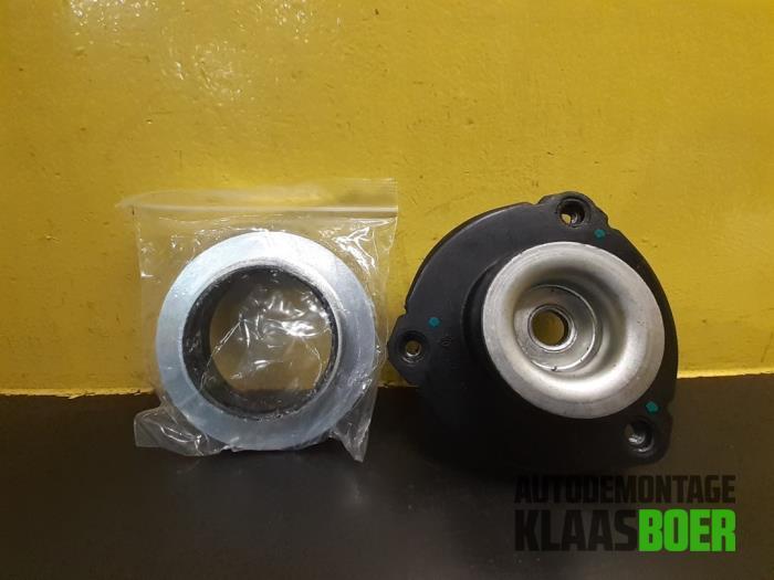 Lagerhouder Links-voor van een Volkswagen Fox, Auto-onderdelen, Ophanging en Onderstel, Gebruikt, 6 maanden garantie, 12 maanden garantie