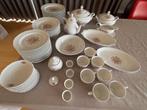 Compleet servies Bavaria Schumann Arzberg in goede staat, Antiek en Kunst, Antiek | Servies compleet, Ophalen