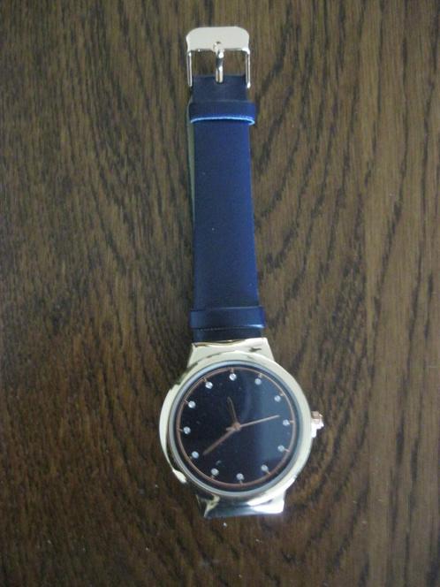 horloges dames, Sieraden, Tassen en Uiterlijk, Horloges | Dames, Nieuw, Polshorloge, Overige merken, Staal, Leer, Met strass, Ophalen
