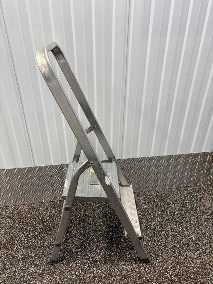 Gebruikte Keukentrap - 150kg, Doe-het-zelf en Verbouw, Ladders en Trappen, Gebruikt, Trap, Minder dan 2 meter, Opvouwbaar of Inschuifbaar