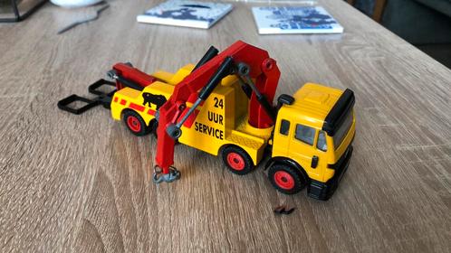 Mercedes Benz Bergingstruck van Siku, Hobby en Vrije tijd, Modelauto's | 1:50, Zo goed als nieuw, Bus of Vrachtwagen, SIKU, Ophalen of Verzenden