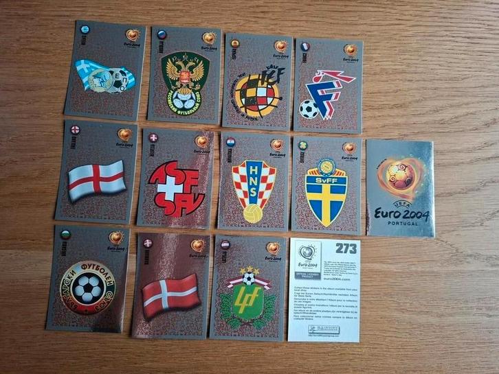 Panini Emblemen Euro 2004 - 13 stuks, Verzamelen, Sportartikelen en Voetbal, Zo goed als nieuw, Poster, Plaatje of Sticker, Buitenlandse clubs