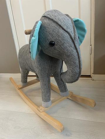 Hobbel olifant (Hema) beschikbaar voor biedingen