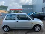 Daihatsu Cuore 1.0-12V DVVT RTI !,Centraledeurvergrendeling,, Auto's, Daihatsu, Voorwielaandrijving, Stof, 4 stoelen, Metallic lak