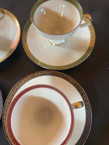 4 Kop en Schotels met Grieks Motief - Serviesgoed Setje beschikbaar voor biedingen