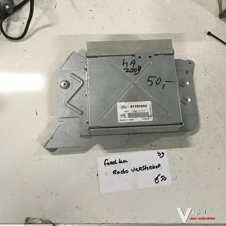Ford Ka 1.3 B 2010 Wagennr 2400139 Radio versterker Ford 517, Auto diversen, Autoradio's, Ophalen of Verzenden