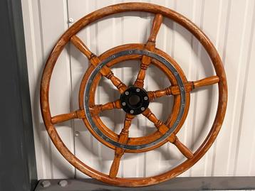 Houten stuurwiel 60 cm beschikbaar voor biedingen