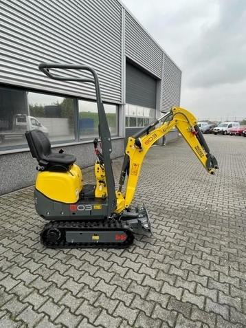 Wacker Neuson 803 minigraver met snelwissel en 3 bakken beschikbaar voor biedingen