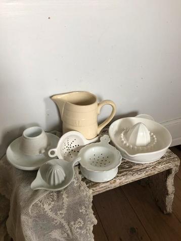 Lot of brocante servies  beschikbaar voor biedingen