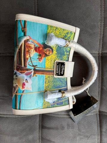 Loungefly Moana Cross Body beschikbaar voor biedingen
